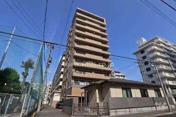 シーアイマンション上前津の外観（南西側から）