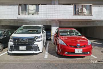 敷地内駐車場（屋外平面式）
