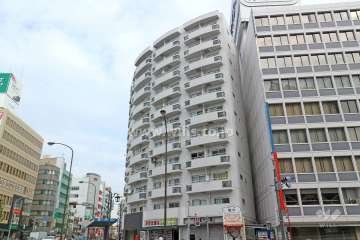 チサンマンション上前津の外観（南側から）