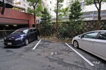 敷地内駐車場（屋外平面式）