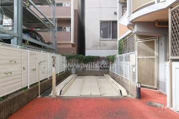敷地内駐車場（屋外機械式）