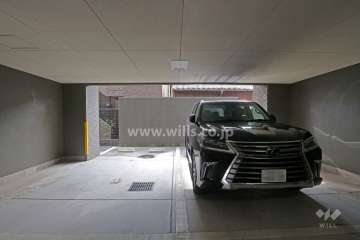 敷地内駐車場（屋内平面式）