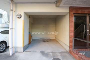 敷地内駐車場（屋内平面式）