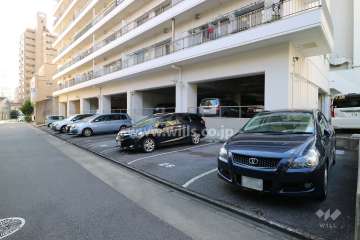 敷地内駐車場（屋内平面式・屋内平面式）