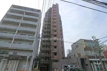 ファミール上前津の外観（北東側から）