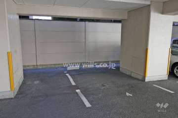 敷地内駐車場（屋内平面式）