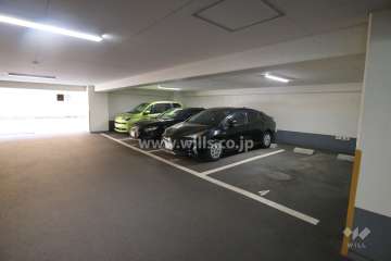 敷地内駐車場（屋内平面式）