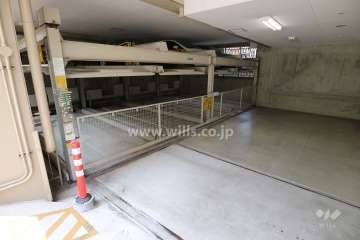 敷地内駐車場（屋内機械式）