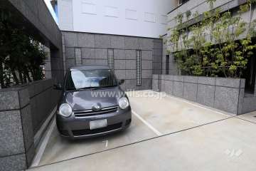 敷地内駐車場（屋外平面式）