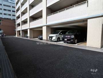 敷地内駐車場（屋内平面式）
