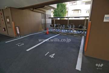 敷地内駐車場（屋内平面式）