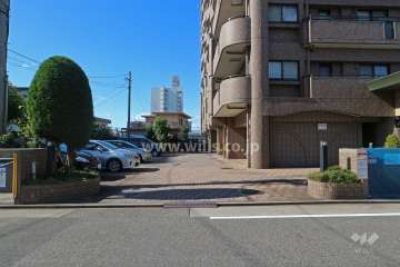 駐車場入り口