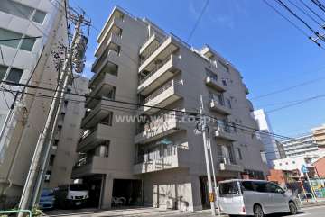 ライオンズマンション鶴舞の外観（南東側から）