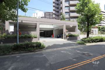 駐車場の出入口