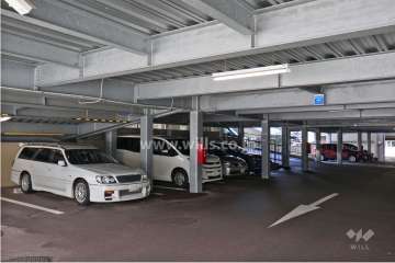 敷地内駐車場（屋内平面式）
