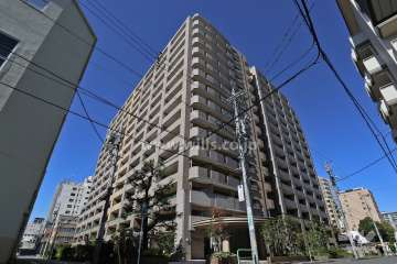 ライオンズガーデン東別院の外観（南東側から）