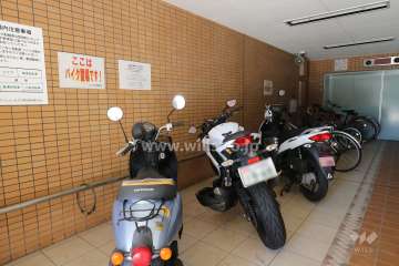 バイク置場