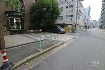 駐車場出入り口