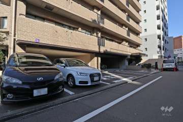 敷地内駐車場（屋外平面式）