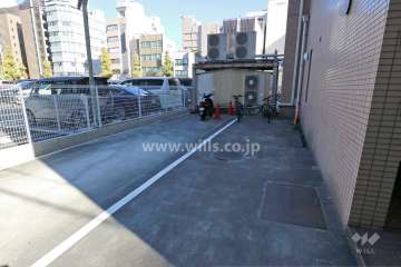 敷地内駐車場（屋外平面式）
