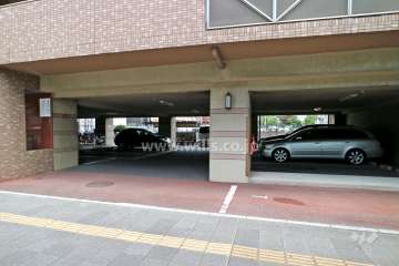 敷地内駐車場（屋外平面式）