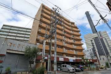 グリーンハイツ鶴舞公園の外観（南西側から）