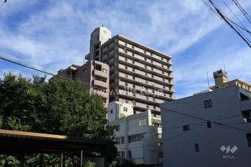 宝マンション東別院の外観（南西側から） 