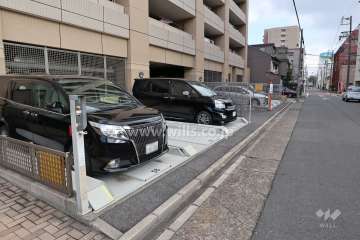 敷地内南側駐車場（屋外機械式）