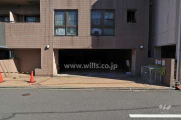 駐車場入り口