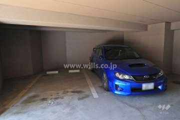 敷地内駐車場（屋内平面式）