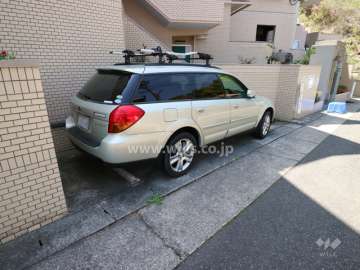 敷地内駐車場(屋外平面式)