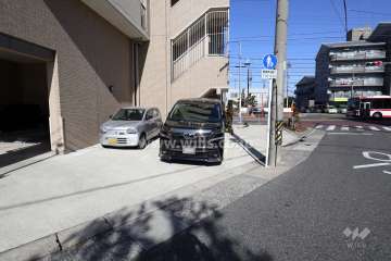 敷地内駐車場（屋外平面式）