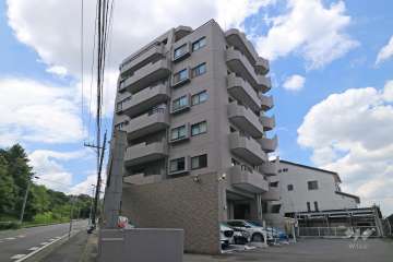 ダイアパレス藤ヶ丘明徳公園の外観（北東側から）