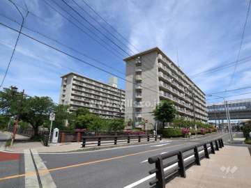 グリーンコーポ東一社の遠景(南西側から)