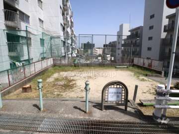 敷地に隣接する大廻間第五公園