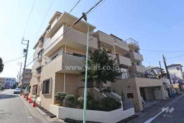 本郷社が丘アイリス1の外観（北東側から）