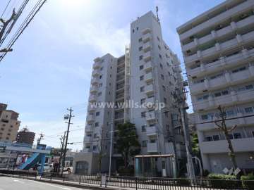 エクセレンス名東の外観(北西側から)