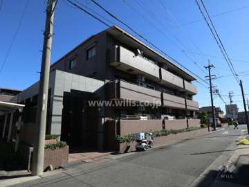 アドリーム社台の外観(西方向から)