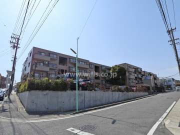 エスポア名東の外観(北東側から)