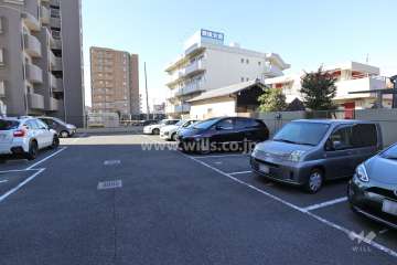 敷地内駐車場（屋外平面式）