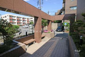 エントランスアプローチ