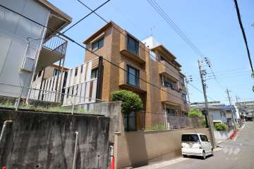 三旺マンション第2星ケ丘の外観（南東側から）