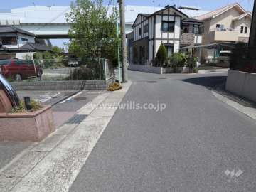 敷地南西側の前面道路