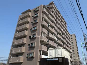 ユニーブル藤ヶ丘の外観（南西側から）