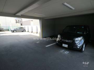 敷地内駐車場（屋内平面式）