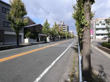 敷地西側前面道路