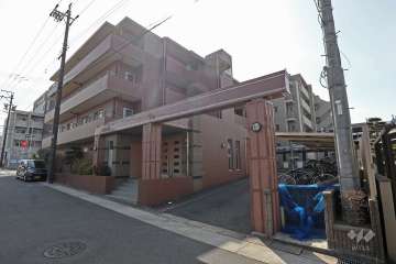 駐車場の出入り口