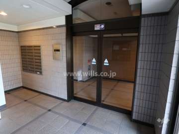 エントランスホール