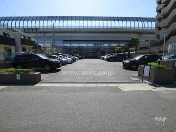 敷地内駐車場（屋外平面式）