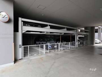 敷地内駐車場（屋内機械式）